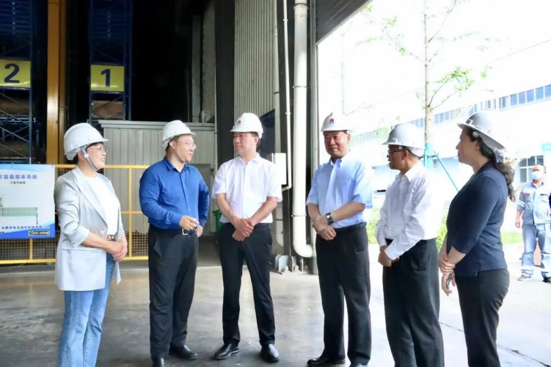 郑州海关副关长李兆明到尊龙凯时科技调研