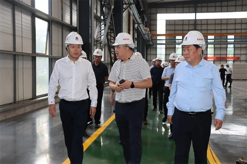 山东省临朐县党政考察团到尊龙凯时铝业参观考察